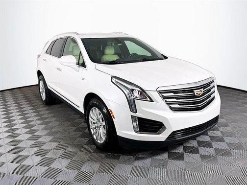 2017 Cadillac XT5 Base
