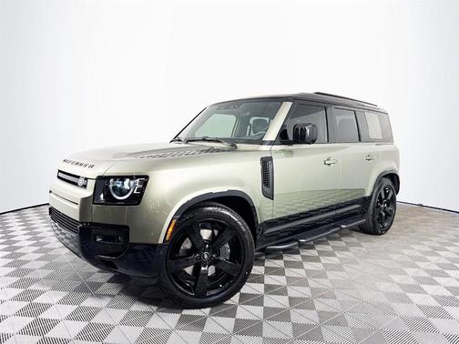 2025 Land Rover Defender P400 X-Dynamic SE