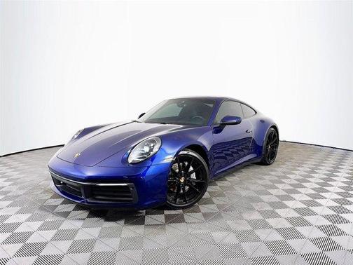 2022 Porsche 911 Carrera 4