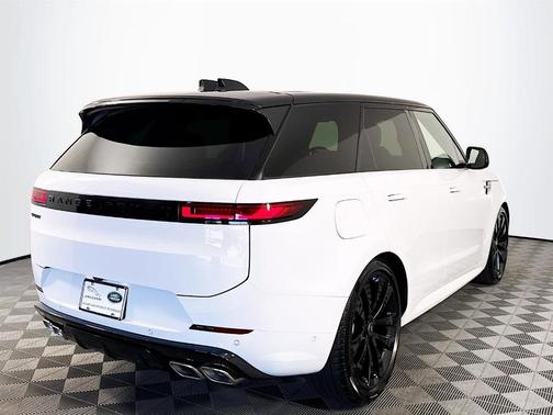 2025 Land Rover Range Rover Sport P530 Dynamic SE