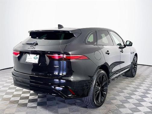 2026 Jaguar F-PACE P250 R-Dynamic S