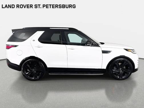Fuji White 2025 Land Rover Discovery P360 Dynamic SE