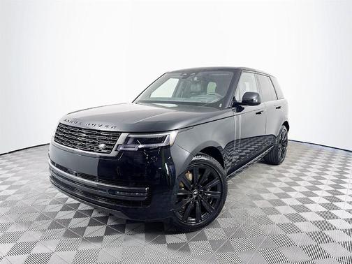 2025 Land Rover Range Rover P550e SE