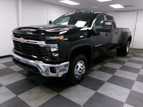 2025 Chevrolet Silverado 3500 LT