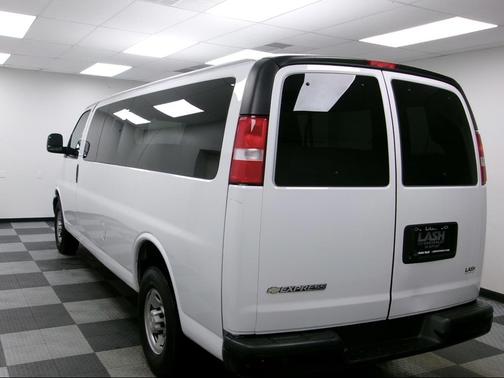 2022 Chevrolet Express 3500 RWD 3500 Extended Wheelbase LS