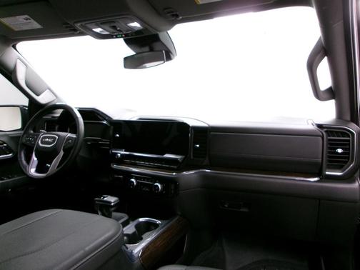 Onyx Black 2024 GMC Sierra 1500 Elevation