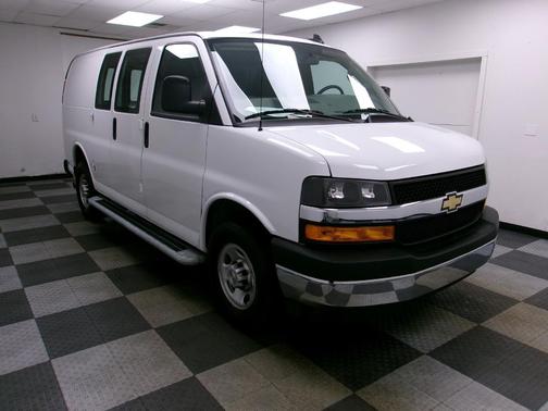 2024 Chevrolet Express 2500 RWD 2500 Regular Wheelbase WT