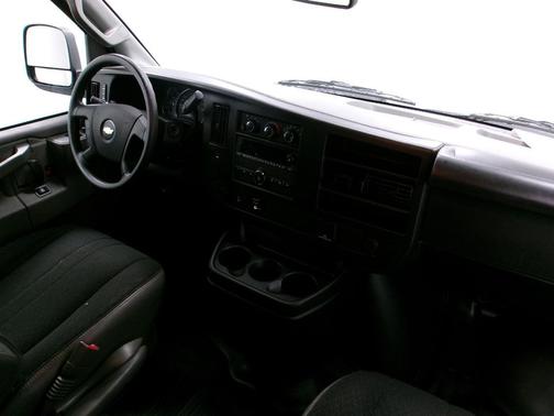 2024 Chevrolet Express 2500 RWD 2500 Regular Wheelbase WT