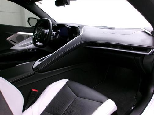 2022 Chevrolet Corvette Stingray w/2LT