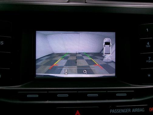 White Gold Metallic 2017 Ford Explorer XLT