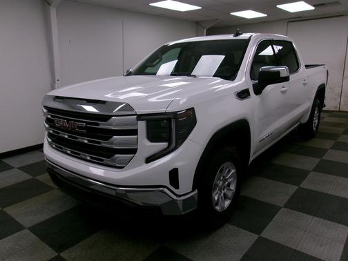 2024 GMC Sierra 1500 SLE