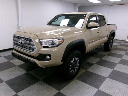 2017 Toyota Tacoma SR5