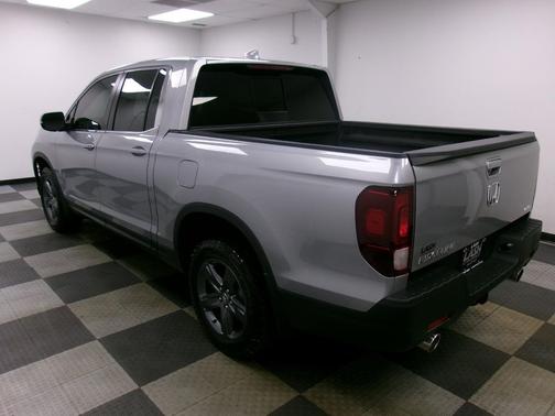 Lunar Silver Metallic 2023 Honda Ridgeline RTL