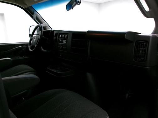 2023 GMC Savana 2500 Work Van