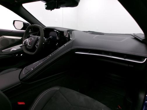 2025 Chevrolet Corvette Stingray w/2LT