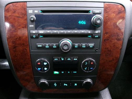 2011 Chevrolet Suburban 1500 LT