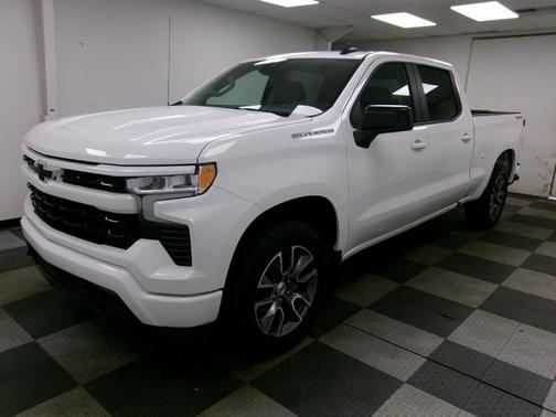 Summit White 2025 Chevrolet Silverado 1500 RST Truck