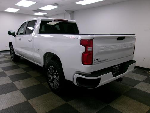 Summit White 2025 Chevrolet Silverado 1500 RST