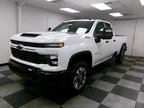 2026 Chevrolet Silverado 2500 Custom