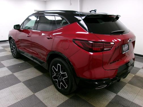 Radiant Red Tintcoat 2026 Chevrolet Blazer RS