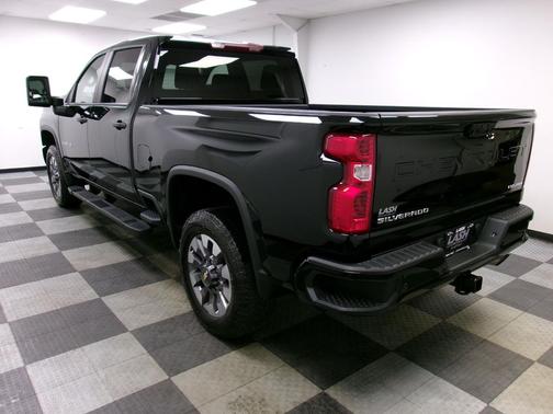 Black 2024 Chevrolet Silverado 2500 Custom