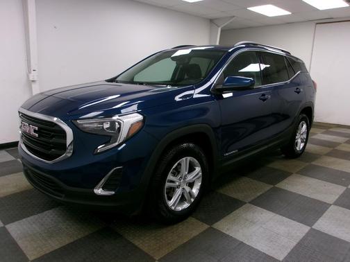 Blue Emerald Metallic 2020 GMC Terrain SLE