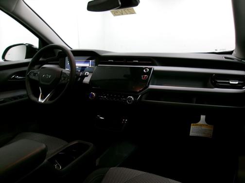 Mosaic Black Metallic 2027 Chevrolet Bolt LT FWD