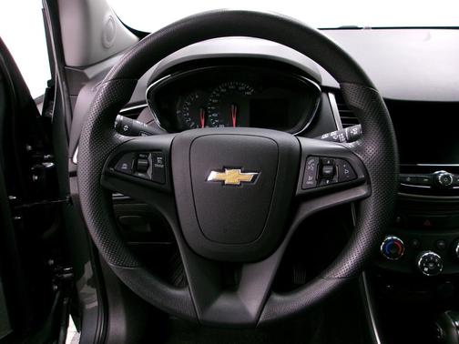 Nightfall Gray Metallic 2020 Chevrolet Trax LS