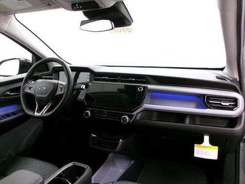 Sterling Gray Metallic 2027 Chevrolet Bolt RS FWD