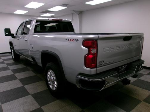 Silver Ice Metallic 2022 Chevrolet Silverado 2500 LT