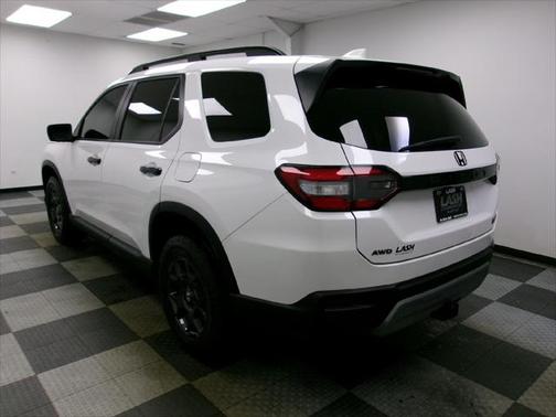2023 Honda Pilot AWD TrailSport
