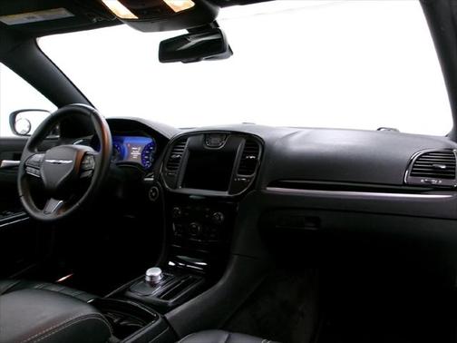 2017 Chrysler 300 S
