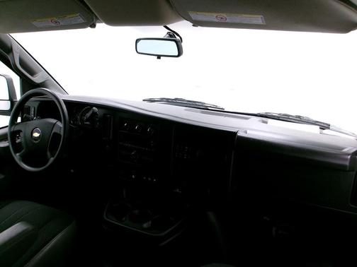 2024 Chevrolet Express 2500 RWD 2500 Regular Wheelbase WT