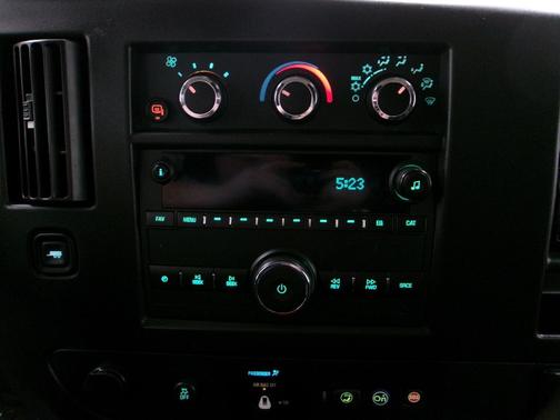 2024 Chevrolet Express 2500 RWD 2500 Regular Wheelbase WT