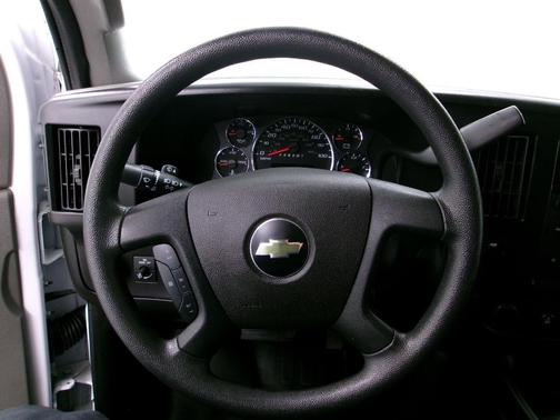 2024 Chevrolet Express 2500 RWD 2500 Regular Wheelbase WT