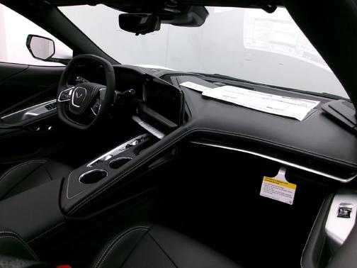 2026 Chevrolet Corvette Stingray w/1LT