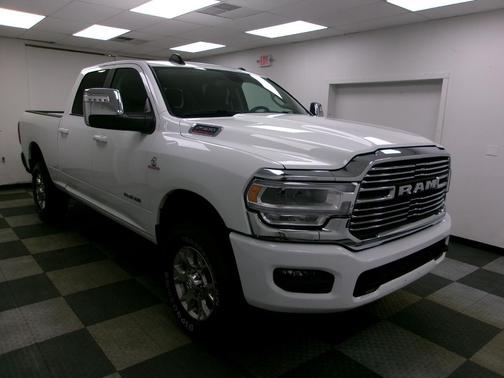 Bright White Clearcoat 2024 RAM 2500 Laramie Crew Cab 4x4 6'4' Box
