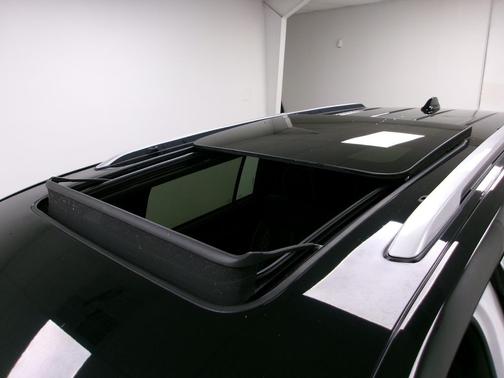 Bright White Clearcoat 2021 Jeep Grand Cherokee L Summit Reserve