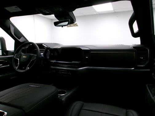 2025 Chevrolet Silverado 2500 High Country
