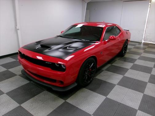 2016 Dodge Challenger SRT Hellcat