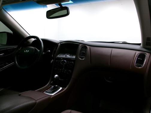 2017 INFINITI QX50 Base