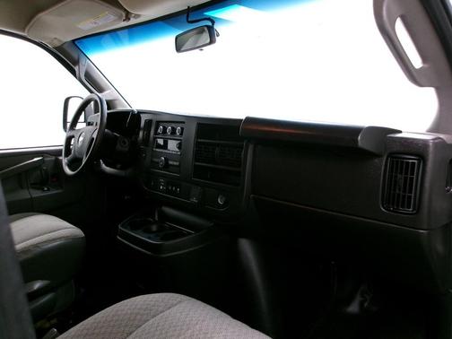 Summit White 2024 Chevrolet Express 3500 Work Van
