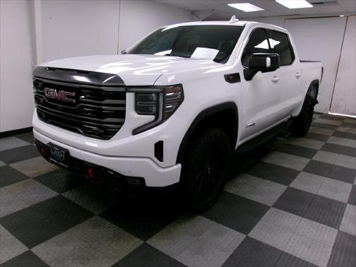 2022 GMC Sierra 1500 AT4