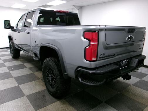 2026 Chevrolet Silverado 2500 Crew Cab, Standard Bed, XR2, 4WD