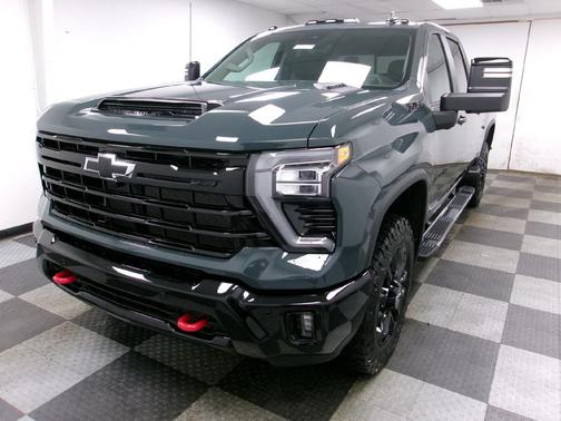 2026 Chevrolet Silverado 3500 LT