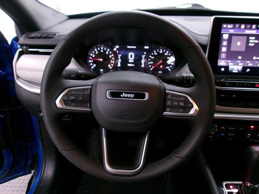 Hydro Blue Pearlcoat 2025 Jeep Compass Limited