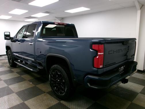 2026 Chevrolet Silverado 2500 High Country