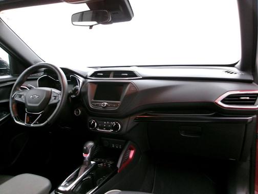 Crimson Metallic 2022 Chevrolet Trailblazer RS