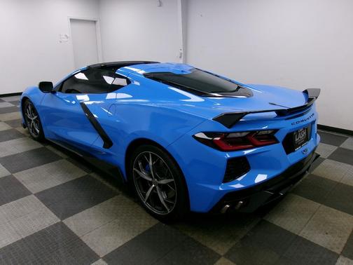Rapid Blue 2020 Chevrolet Corvette Stingray w/3LT