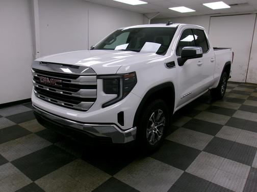 2023 GMC Sierra 1500 SLE